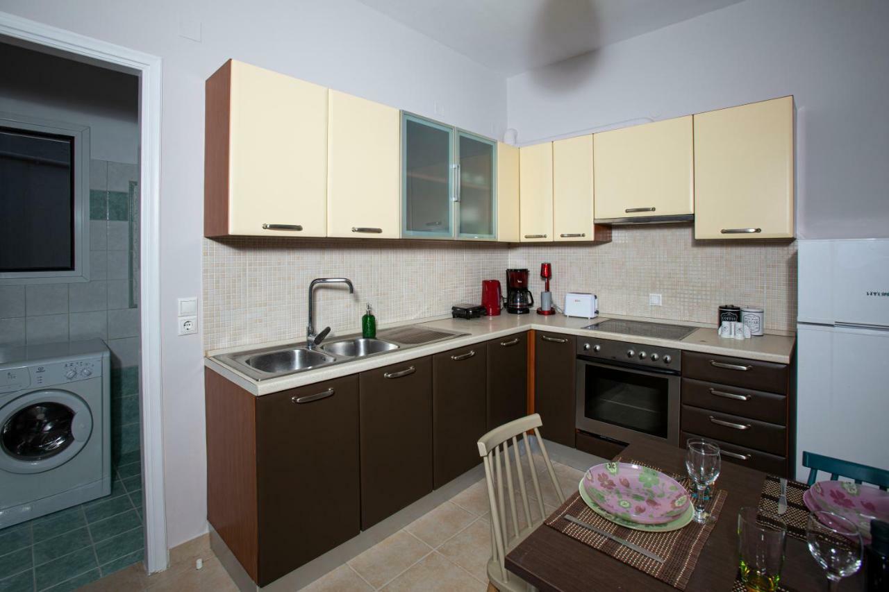 Antigone Apartments Argostoli Ngoại thất bức ảnh