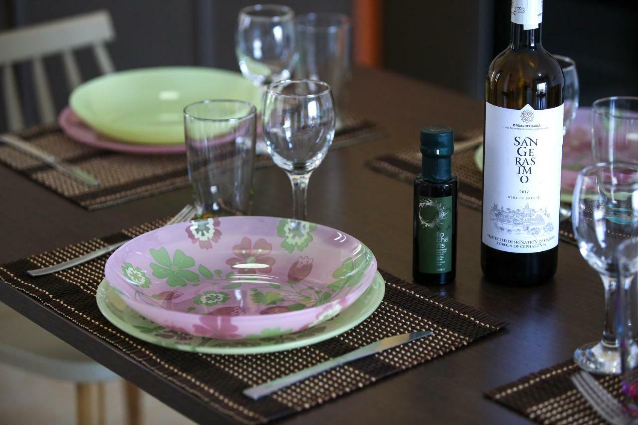 Antigone Apartments Argostoli Ngoại thất bức ảnh