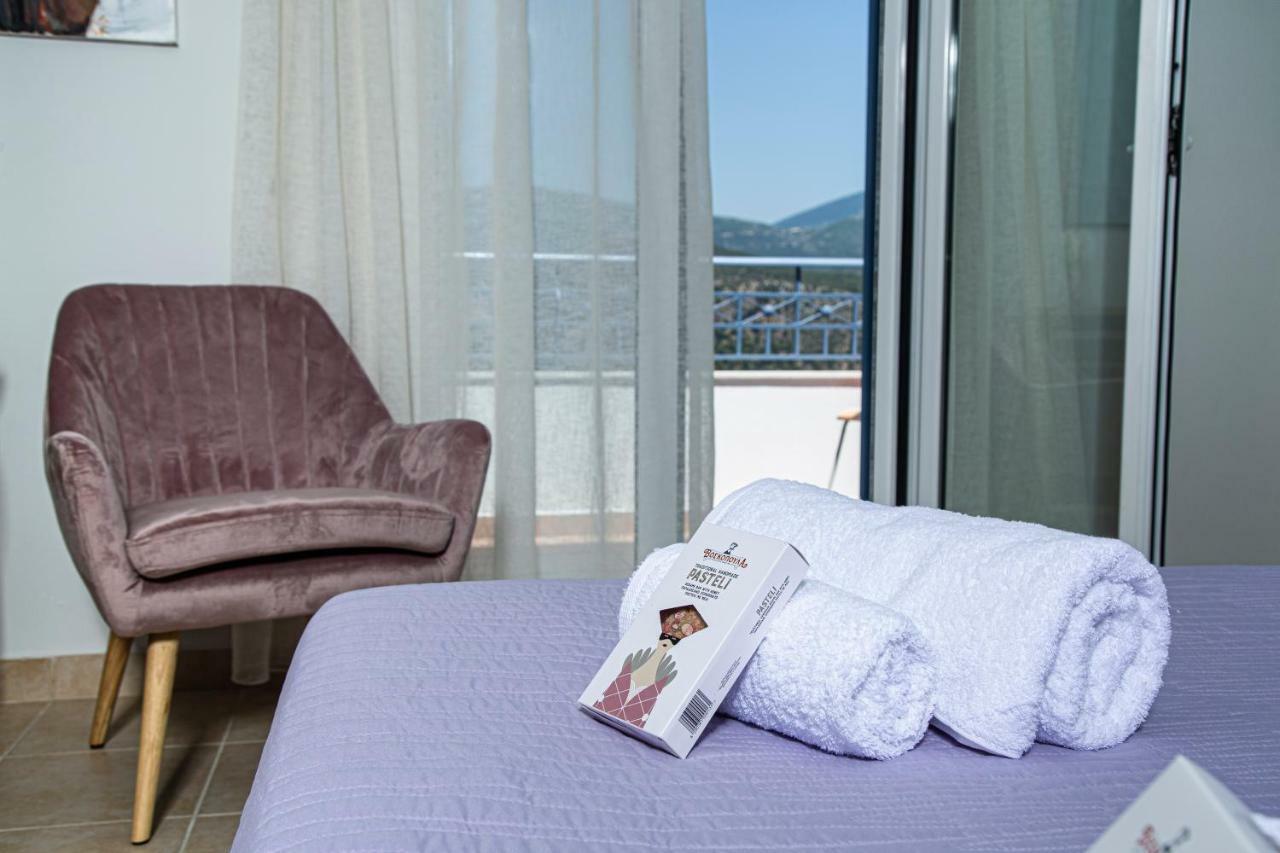 Antigone Apartments Argostoli Ngoại thất bức ảnh